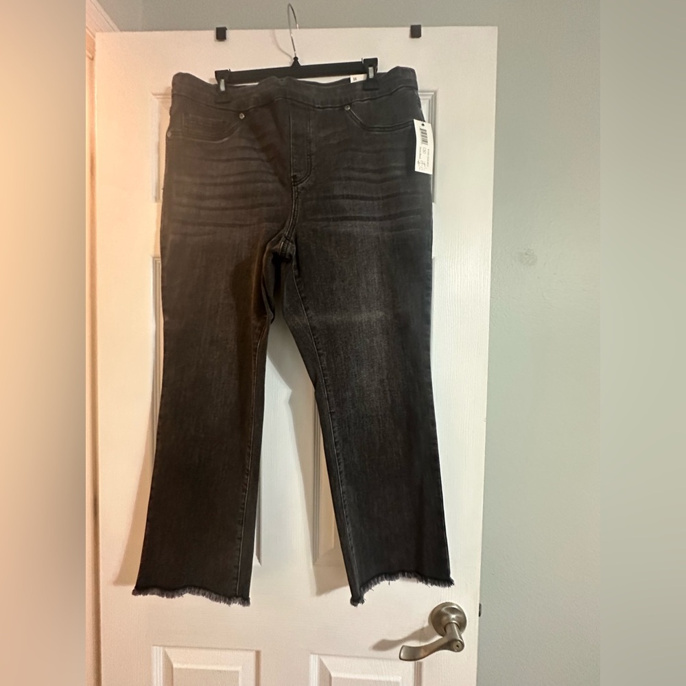 Tribal Black Cropped Jeans